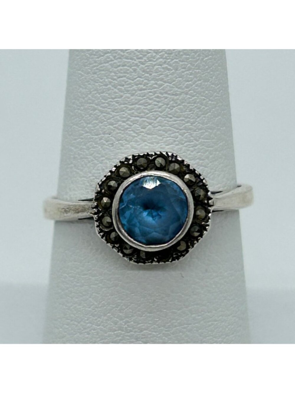 Vintage 925 Sterling Silver Blue Stone & Marcasite Halo Ring Size 6 - Picture 10 of 15